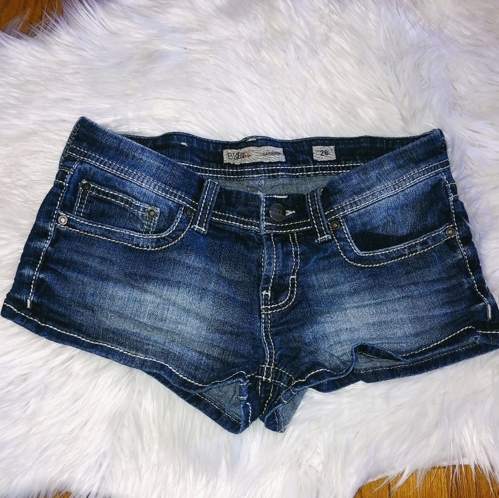 BKE Sabrina shorts
